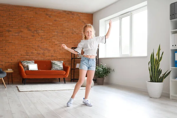 Little Redhead Girl Blouse Dancing Home — Stock Photo, Image