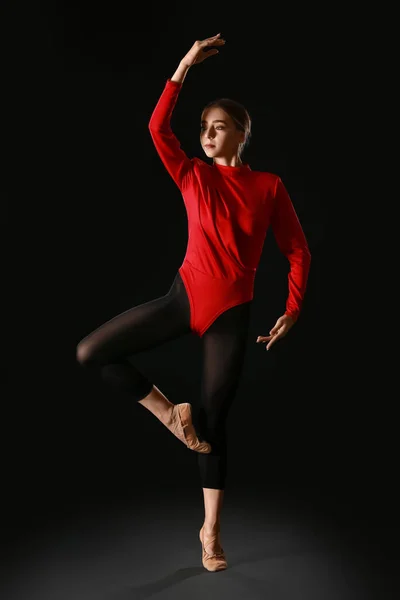 Mooie Jonge Vrouw Doen Gymnastiek Zwart Achtergrond — Stockfoto