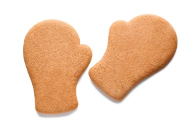 Beyaz arka planda lezzetli Noel kurabiyeleri