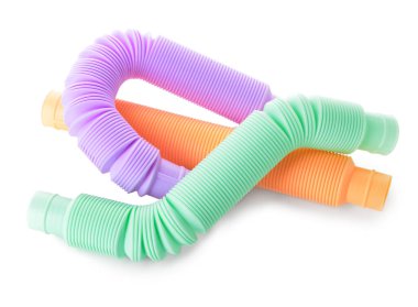 Beyaz arka planda farklı pop tüpleri