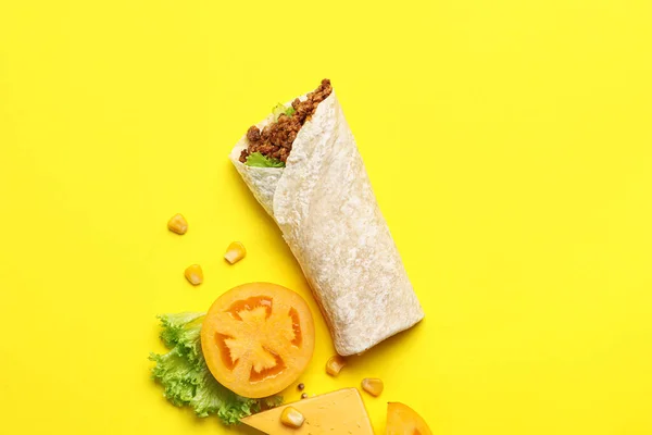 Lekkere Burrito Gele Achtergrond — Stockfoto