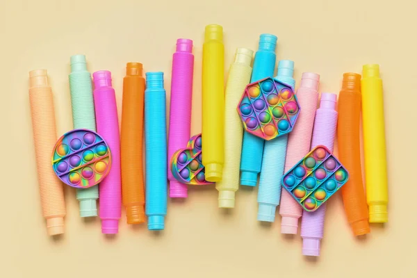 Barevné Pop Tubes Pop Fidget Hračky Žlutém Pozadí — Stock fotografie