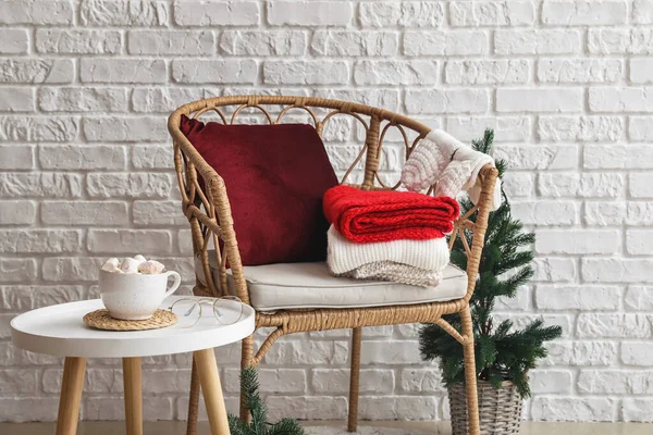 Wicker Armchair Winter Clothes Christmas Tree Interior Room — Stockfoto