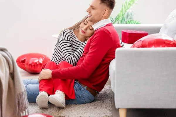 Happy Couple Spending Time Together Home Valentine Day Celebration — Stock Photo, Image