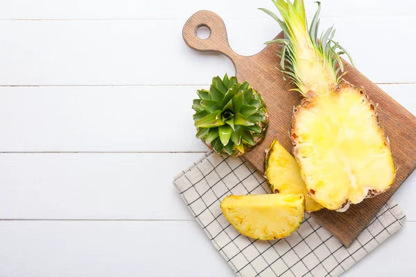 Composition Fresh Ripe Pineapples Light Wooden Background — Stock Photo, Image