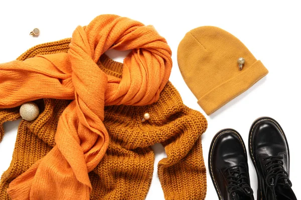 Warm Sweater Accessories Shoes Christmas Balls Light Background — 图库照片