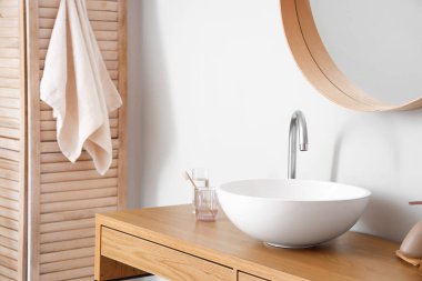 Lavabonun içinde lavabo var.