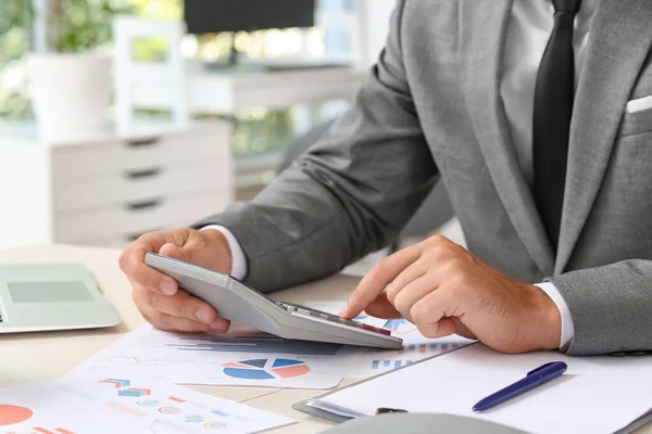 Young Businessman Working Calculator Table Office Closeup — Stockfoto