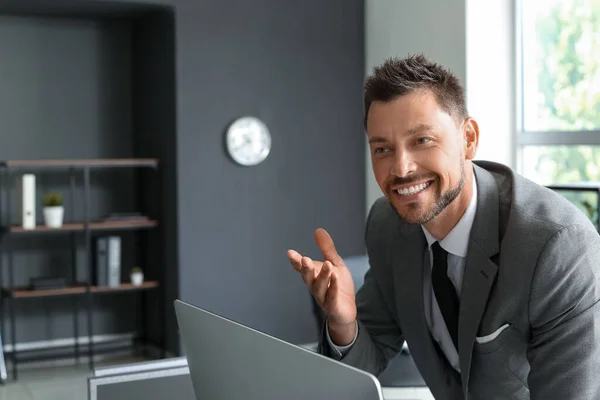 Smiling Young Businessman Working Office — Stock Photo, Image