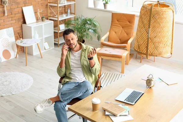 Handsome Man Talking Mobile Phone Office — Stock Photo, Image