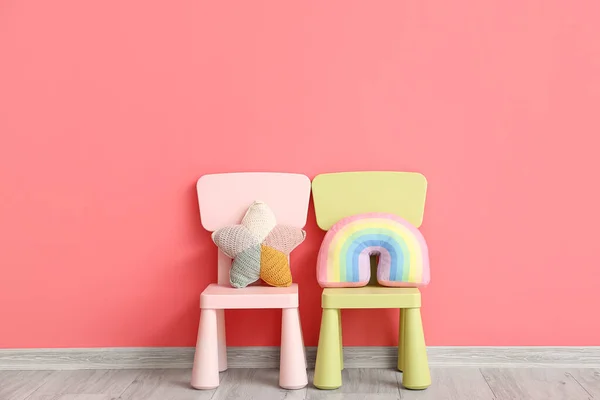 Child Chairs Cute Toys Color Wall — Foto Stock