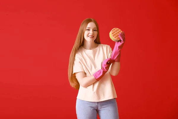 Young Woman Sponge Color Background — Stockfoto
