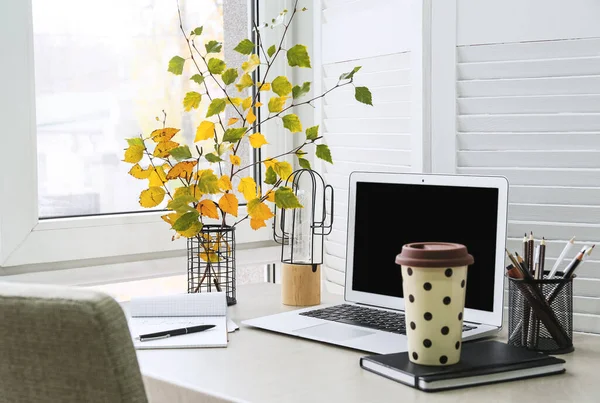 Workplace Modern Laptop Vase Autumn Branches Cup Light Room — Stockfoto