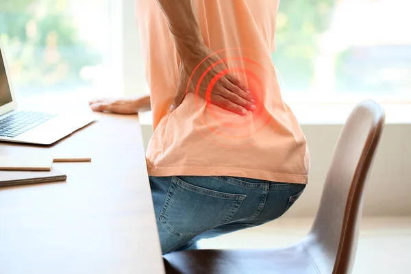 Young Man Suffering Back Pain Office — Stock Photo, Image