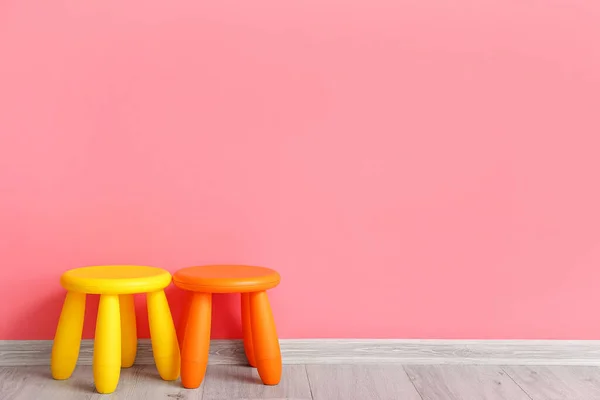 Child Stools Color Wall Room — Stock Photo, Image