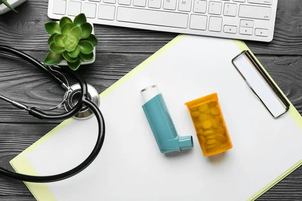 Asthma Inhaler Pills Stethoscope Keyboard Dark Wooden Background — 스톡 사진