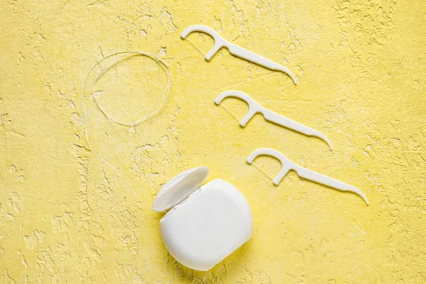 Dental Floss Toothpicks Yellow Background — Stock Photo, Image