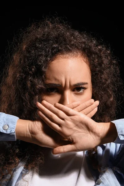 Portrait Speechless Young Woman Black Background — Stok Foto