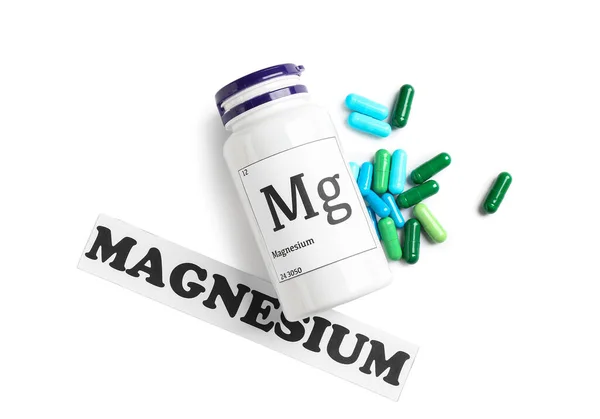 Bottle Pills Word Magnesium White Background — Stockfoto