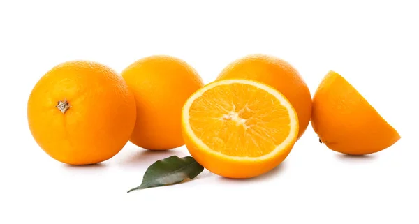 Свежие Спелые Апельсины Белом Фоне — стоковое фото