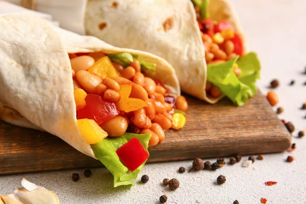 Board Delicious Burritos Spices Light Background Closeup — Stock Photo, Image