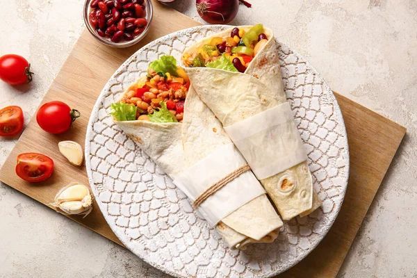 Plate Delicious Burritos Ingredients Light Background — Stock Photo, Image