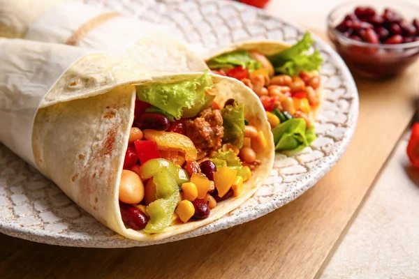 Plate Delicious Burritos Light Background Closeup — Stock Photo, Image