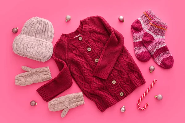 Warm Winter Clothes Christmas Decor Color Background — Fotografia de Stock