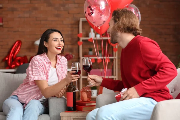 Happy Young Couple Drinking Wine Home Valentine Day — Fotografia de Stock