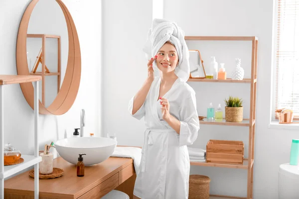 Pretty Young Woman Applying Eye Patches Bathroom Shower — 스톡 사진