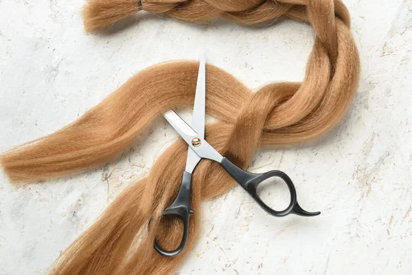 Red Hair Strand Donation Scissors Grunge Background — Stock Photo, Image