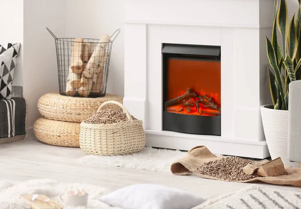 Baskets Pellets Firewood Mantelpiece Living Room — Stockfoto