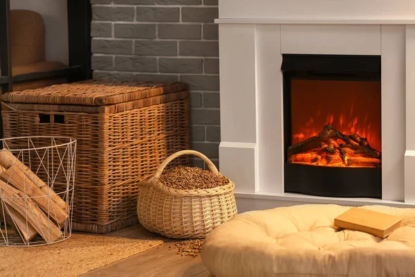 Baskets Firewood Mantelpiece Living Room — 스톡 사진