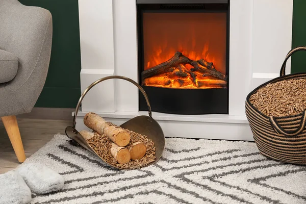 Basket Pellets Woods Fireplace Living Room — ストック写真