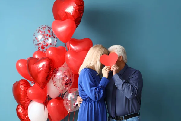 Happy Mature Couple Red Heart Balloons Color Background Valentine Day — Stock Photo, Image