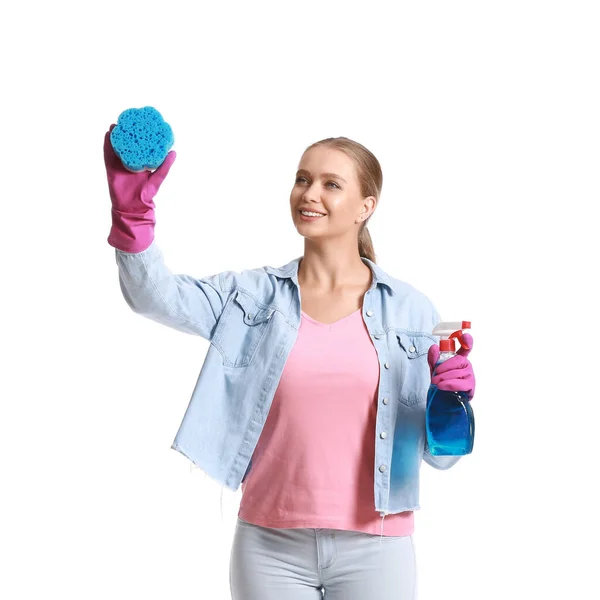 Jovem Com Esponja Detergente Sobre Fundo Branco — Fotografia de Stock