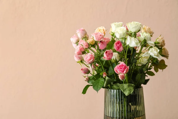 Vase Bouquet Beautiful Fresh Roses Color Background — Stock Fotó
