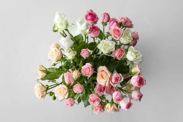 Bouquet Beautiful Fresh Roses Light Background — Stockfoto