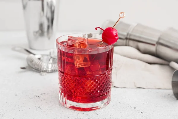 Glass Iced Manhattan Cocktail Light Background Closeup — Stockfoto