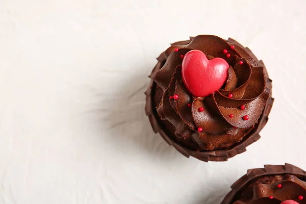 Tasty Chocolate Cupcake Valentine Day Light Background Closeup — Zdjęcie stockowe