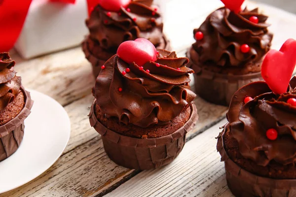 Tasty Chocolate Cupcakes Valentine Day Light Wooden Background Closeup — Stock fotografie