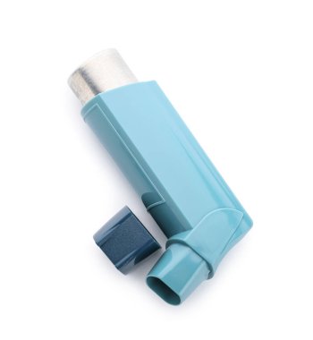astım inhaler beyaz zemin üzerine