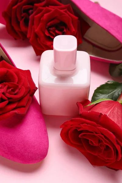 Female Shoes Perfume Roses Pink Background Closeup — Stock Photo, Image