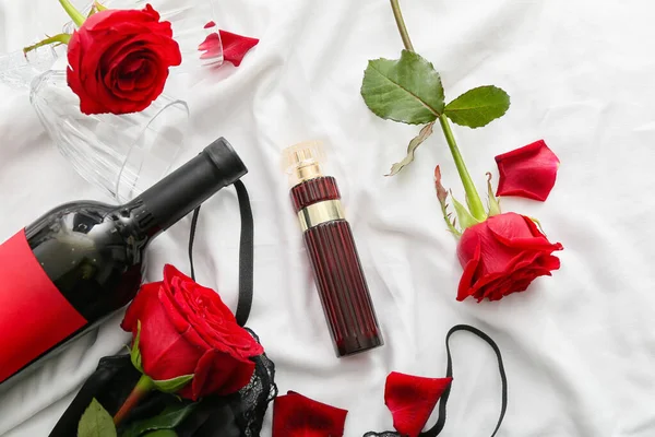 Perfume Bottle Wine Roses Valentine Day Fabric Background — Stock Photo, Image