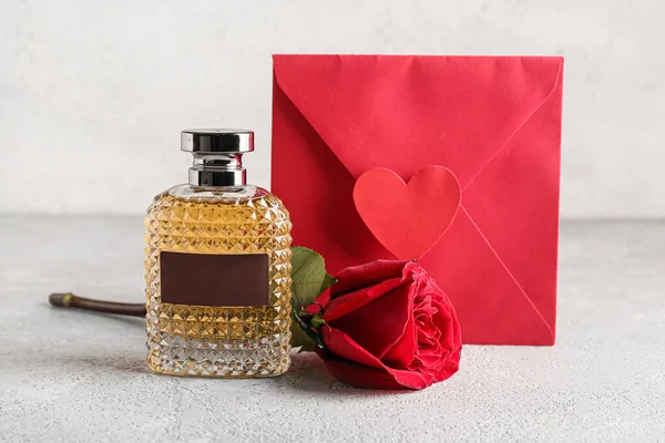 Perfume Rose Valentine Day Grey Background — Fotografia de Stock