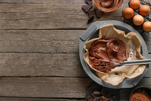 Baking Dish Fresh Dough Preparing Chocolate Brownie Wooden Background — Stock Photo, Image