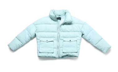 Beyaz arka planda kadın kışlık ceket