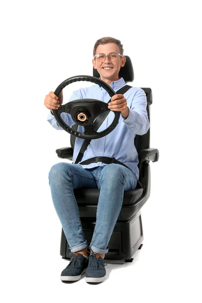 Hombre Silla Coche Con Volante Sobre Fondo Blanco — Foto de Stock