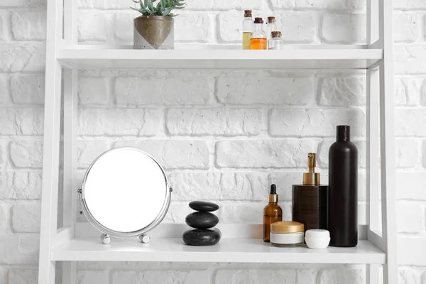 Shelf Bath Supplies White Brick Wall — Stock Photo, Image