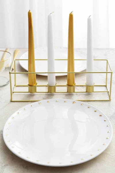 Schöne Tischdekoration Mit Kerzenhalter — Stockfoto